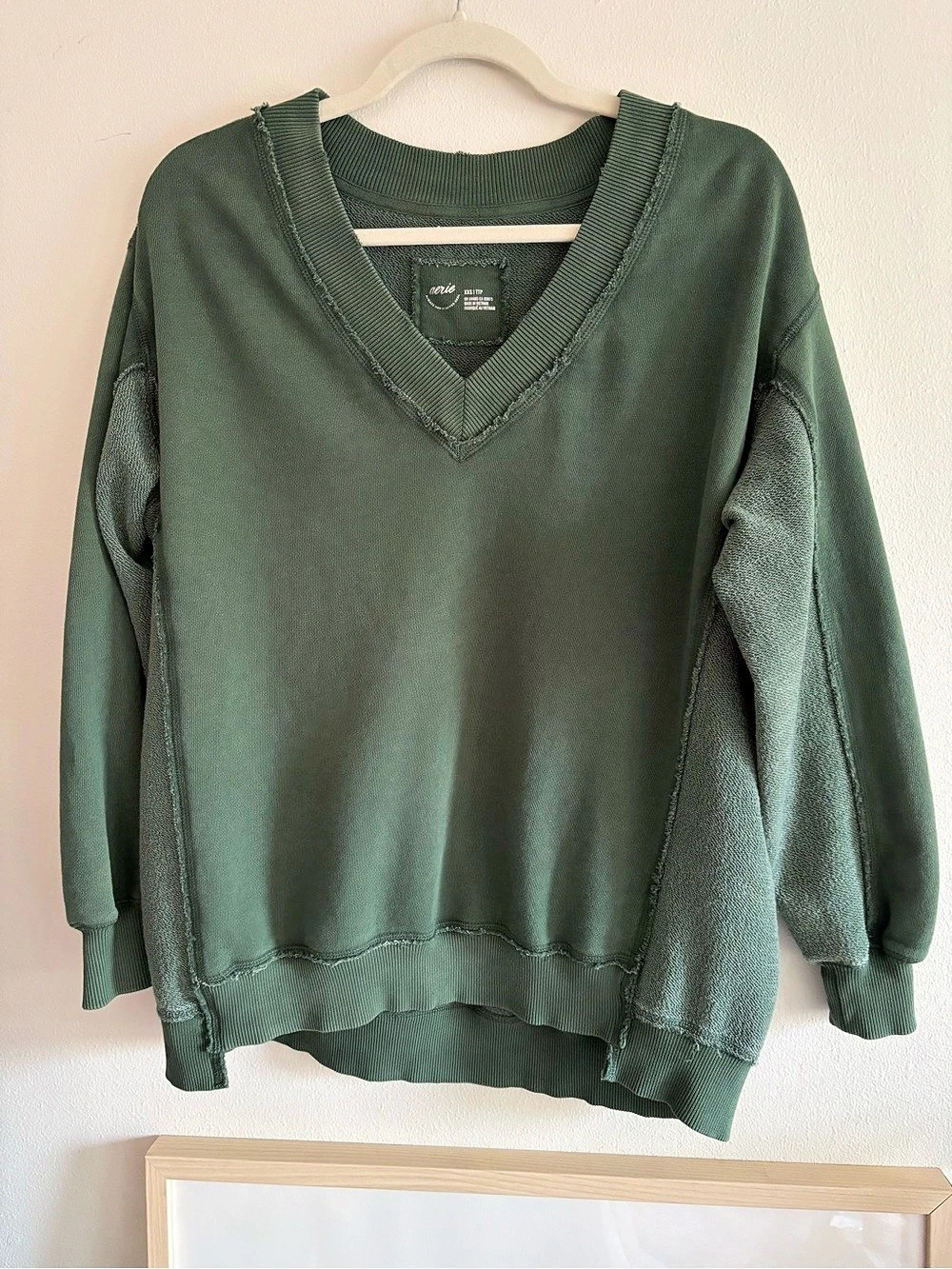 Aerie V-Neck Sweatshirt in Green Size XS Like New